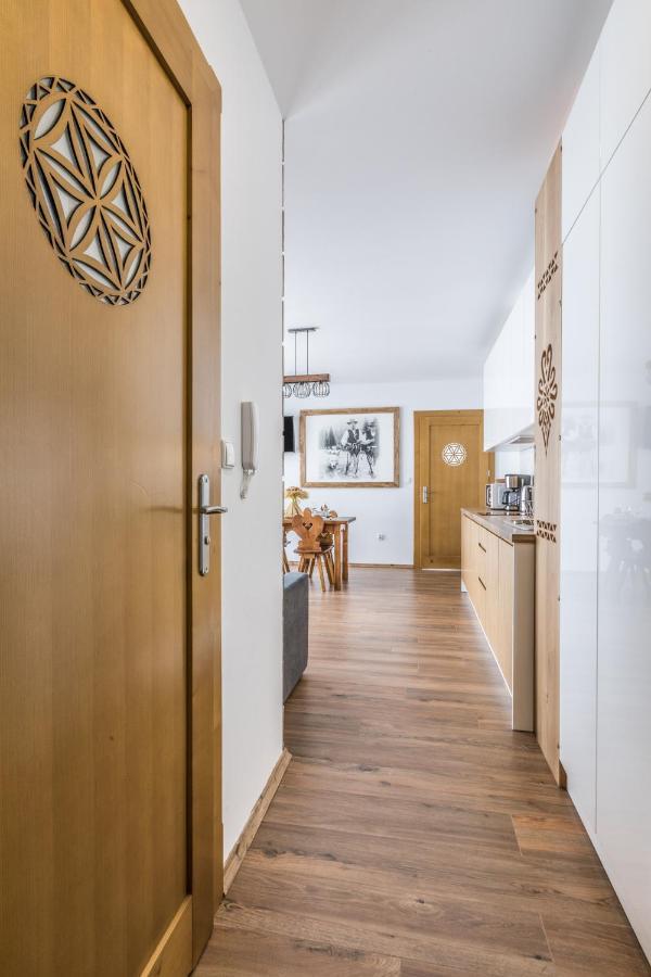 Aparthost Apartamenty Butorowy & Spa Koscielisko Luaran gambar