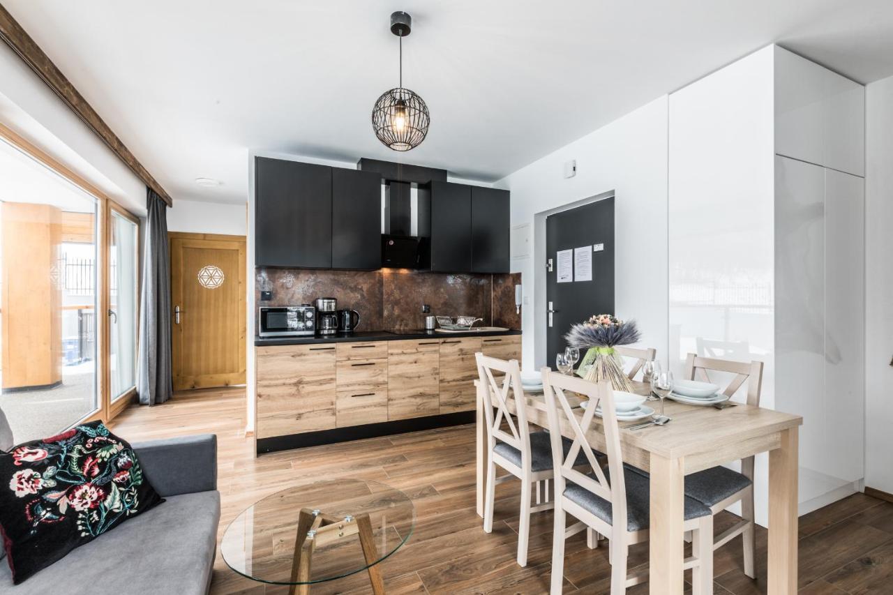 Aparthost Apartamenty Butorowy & Spa Koscielisko Luaran gambar